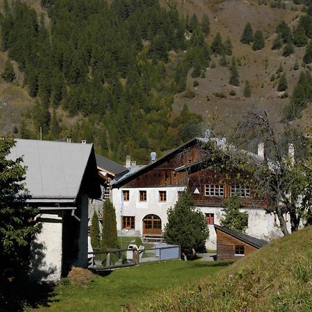 Sta-Maria Youth Hostel Santa Maria Val Muestair Bagian luar foto