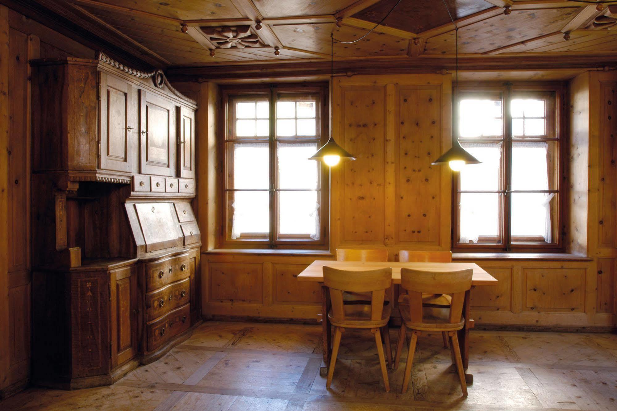 Sta-Maria Youth Hostel Santa Maria Val Muestair Bagian luar foto